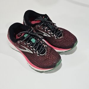Women's Brooks Ghost 11 Running Sneakers Size 6